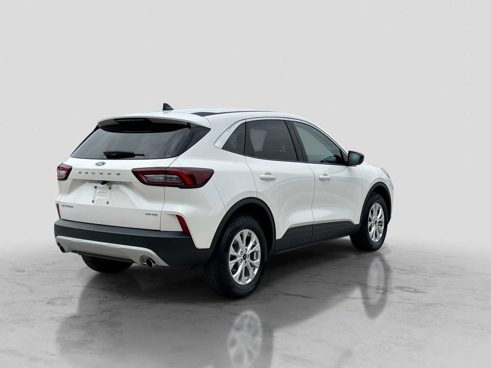 Used 2023 Ford Escape Active AWD/4WD image 6