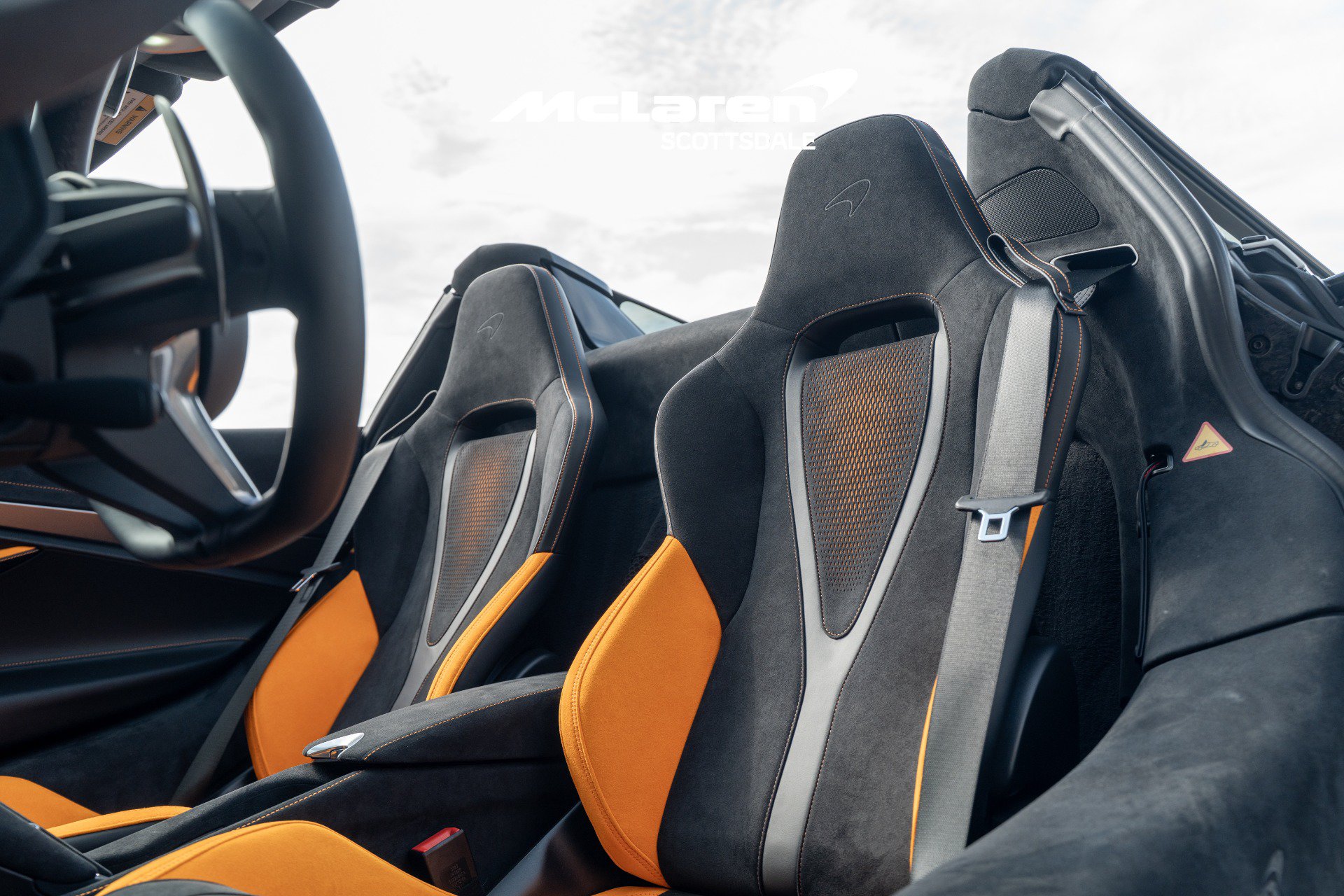 Used 2026 McLaren 750S Spider RWD image 11
