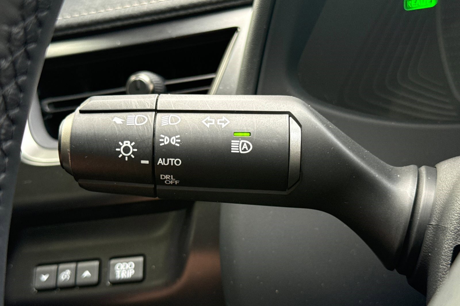 Certified 2024 Lexus UX 250h FWD image 31