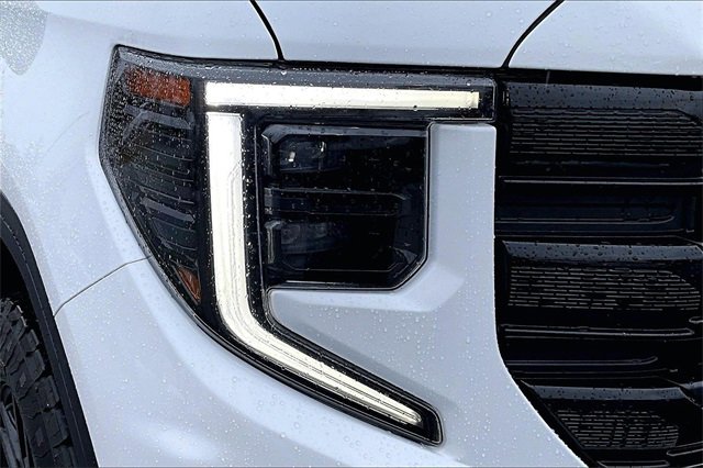 Used 2023 GMC Sierra 1500 Elevation image 33