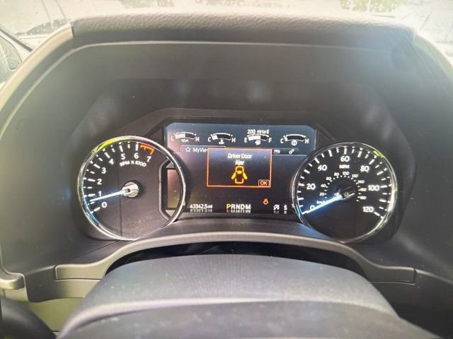 Used 2021 Ford Expedition XLT RWD image 5