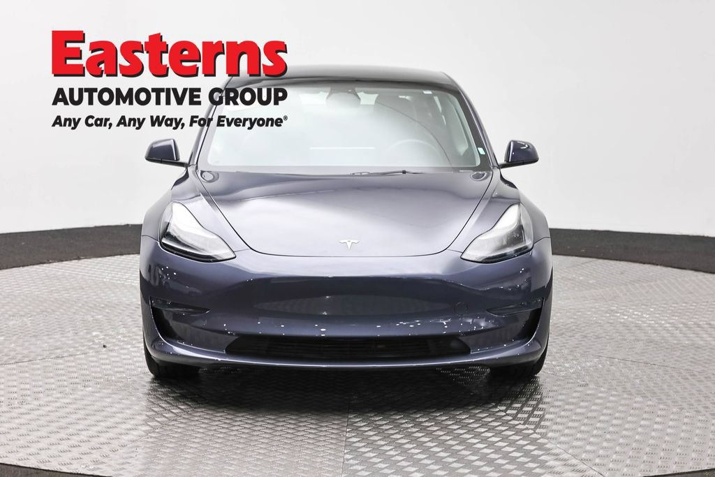 Used 2023 Tesla Model 3 Standard Range RWD image 2