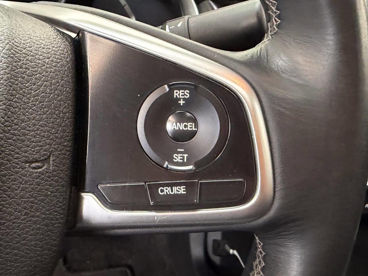 Used 2017 Honda Civic EX-L image 46