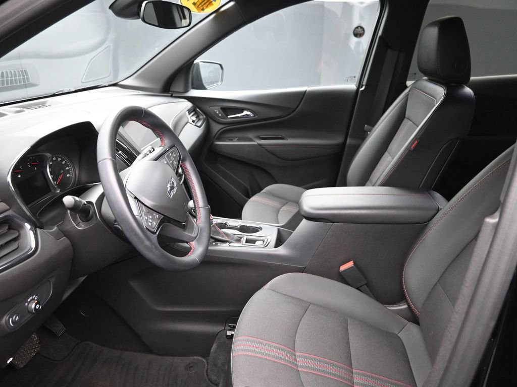 Used 2024 Chevrolet Equinox RS AWD/4WD image 13