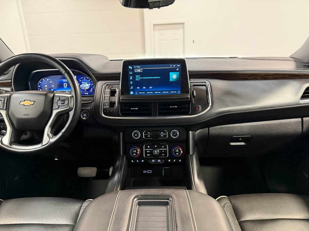 Used 2024 Chevrolet Tahoe Premier w/ Premium Package AWD/4WD image 18