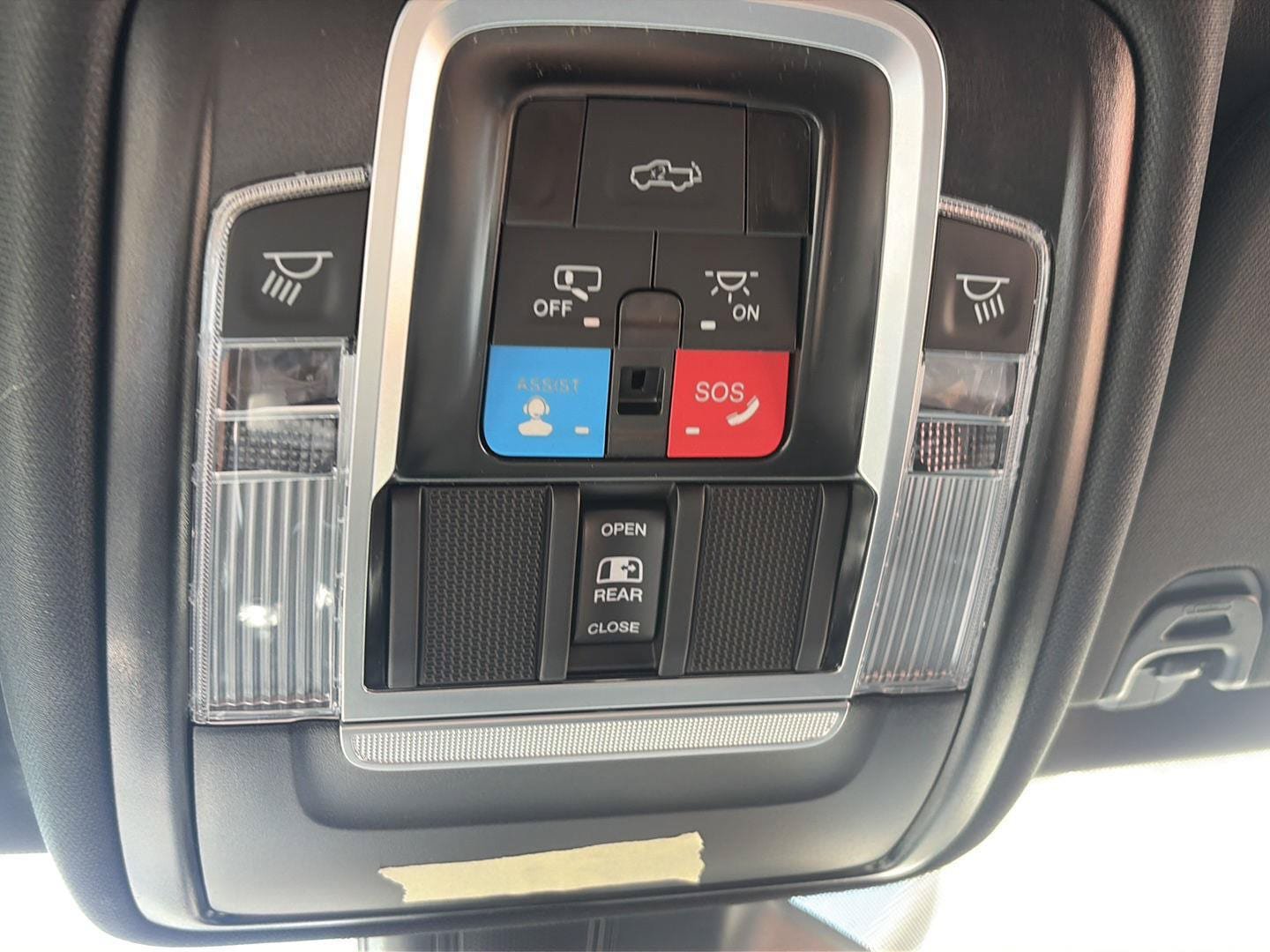 New 2026 RAM 1500 Laramie AWD/4WD image 28