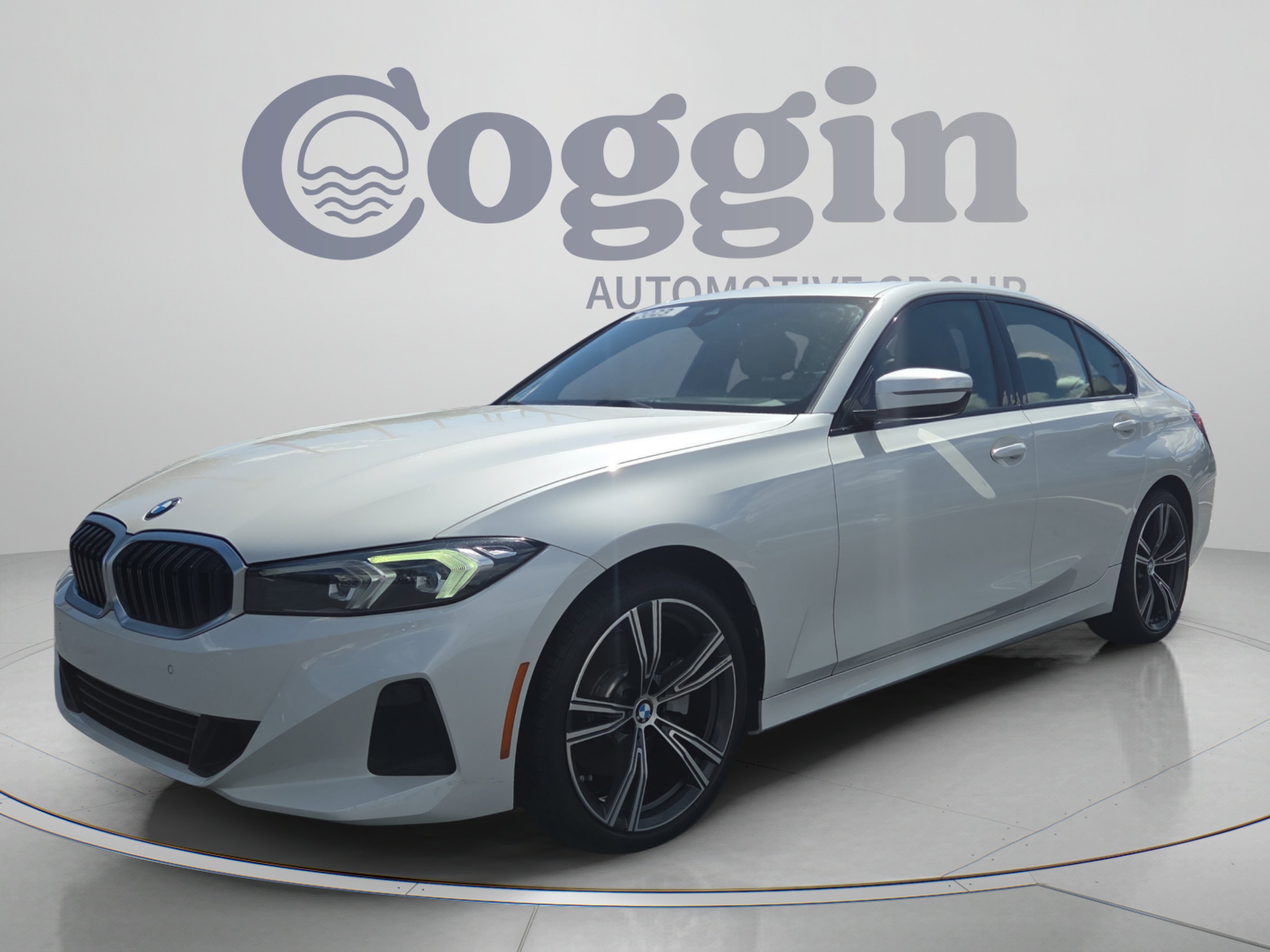 Used 2023 BMW 330i Sedan w/ Premium Package RWD image 1