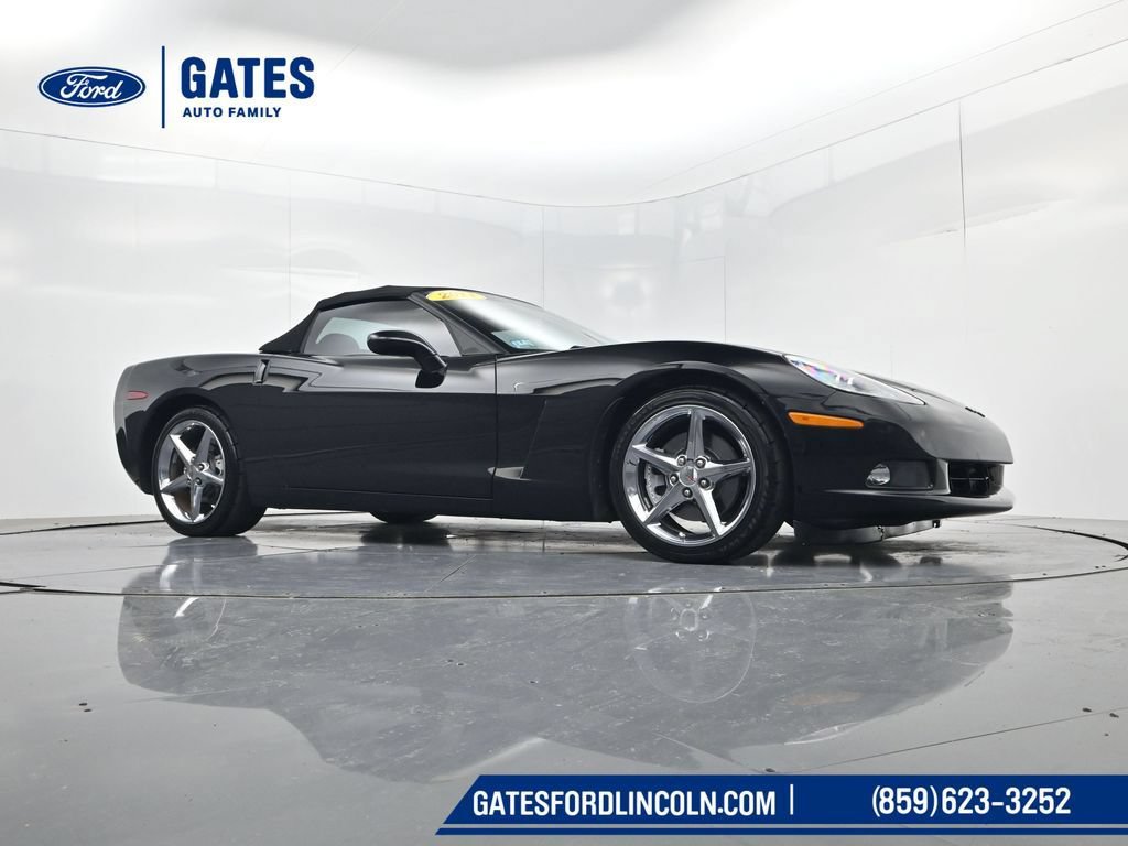 Used 2011 Chevrolet Corvette Convertible w/ Preferred Equipment Group RWD image 33