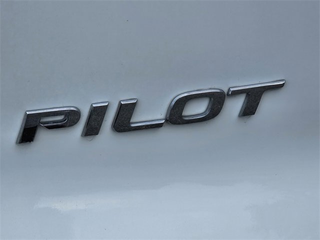 Used 2021 Honda Pilot Touring image 16