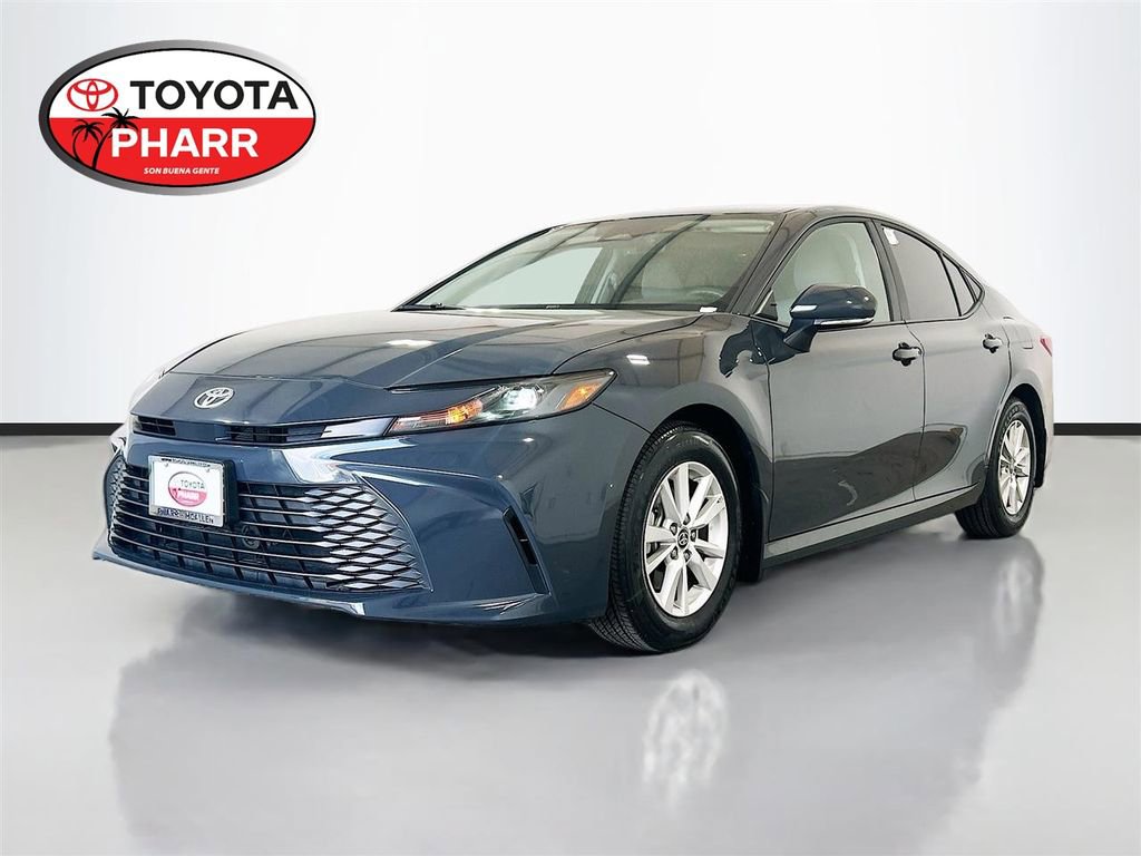Used 2025 Toyota Camry LE w/ Convenience Package FWD image 1