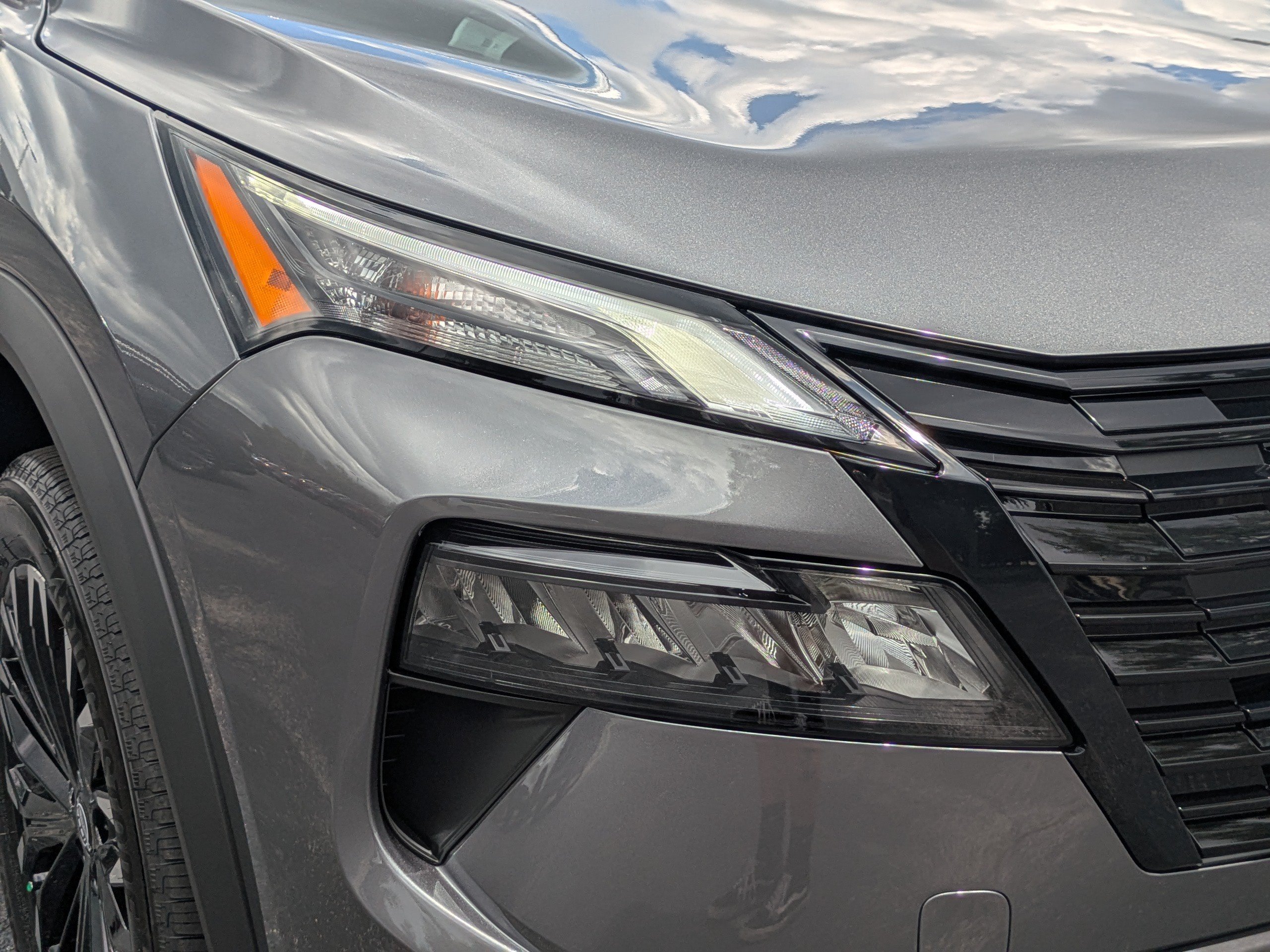 New 2026 Nissan Rogue Dark Armor FWD image 10