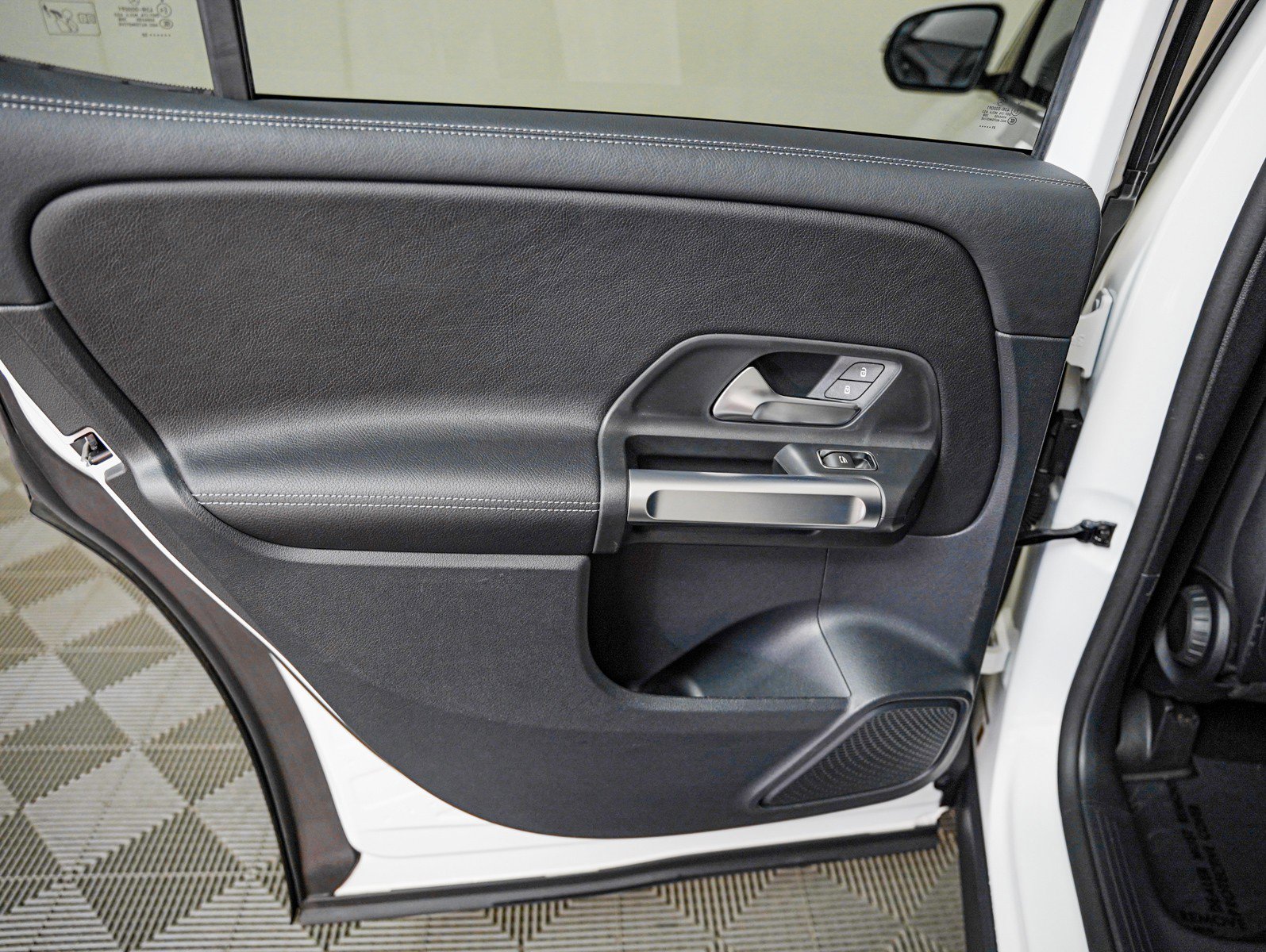 Certified 2022 Mercedes-Benz GLB 250 image 26