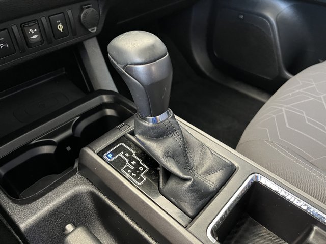 Used 2016 Toyota Tacoma TRD Sport RWD image 17