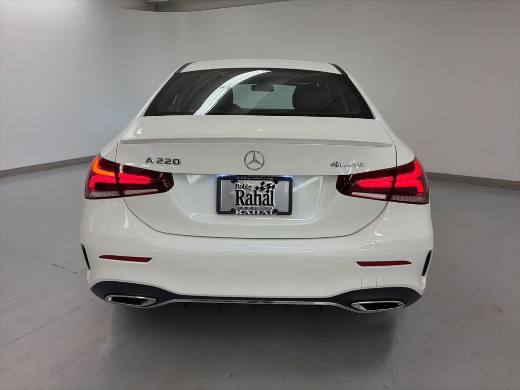 Certified 2022 Mercedes-Benz A 220 4MATIC image 5