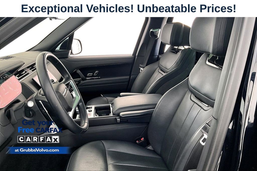 Used 2023 Land Rover Range Rover SV AWD/4WD image 32