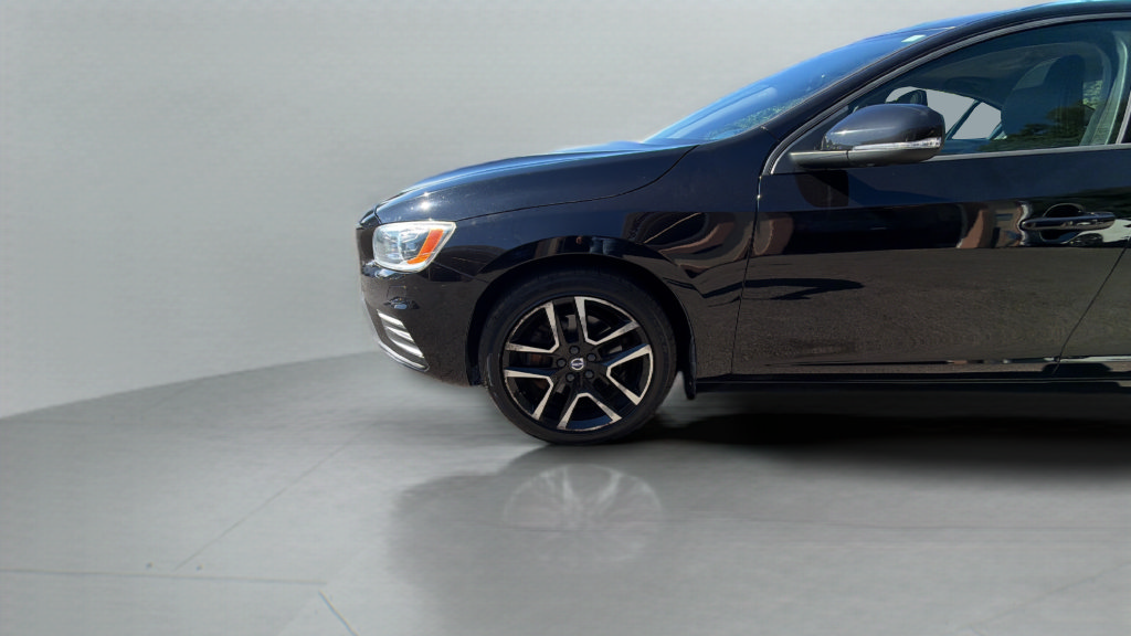Used 2017 Volvo S60 T5 Dynamic w/ Protection Package AWD/4WD image 32