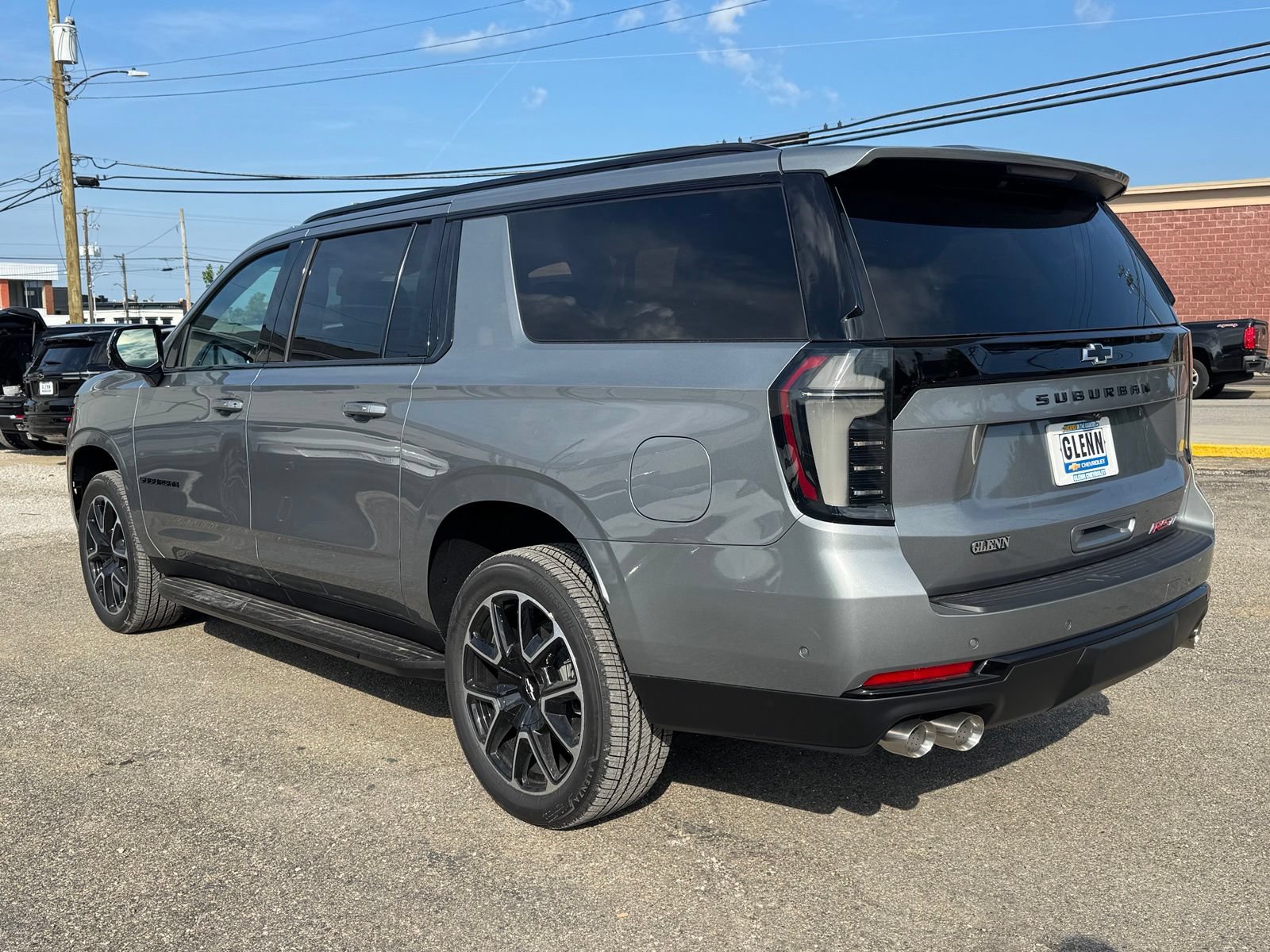 New 2026 Chevrolet Suburban RST w/ Comfort Package AWD/4WD image 4