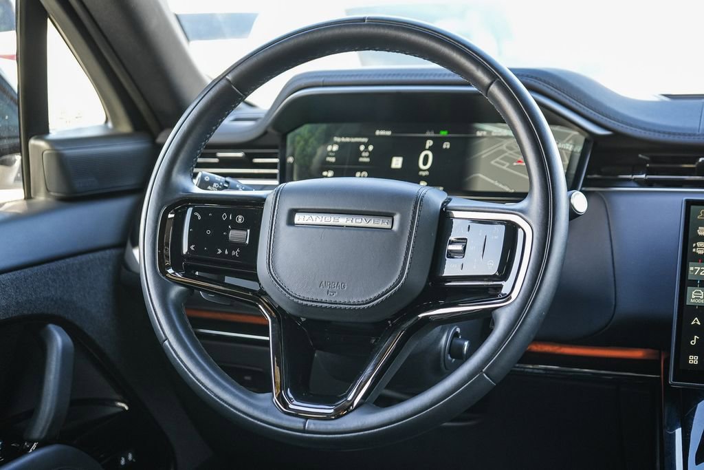 Used 2024 Land Rover Range Rover Sport Dynamic SE image 16