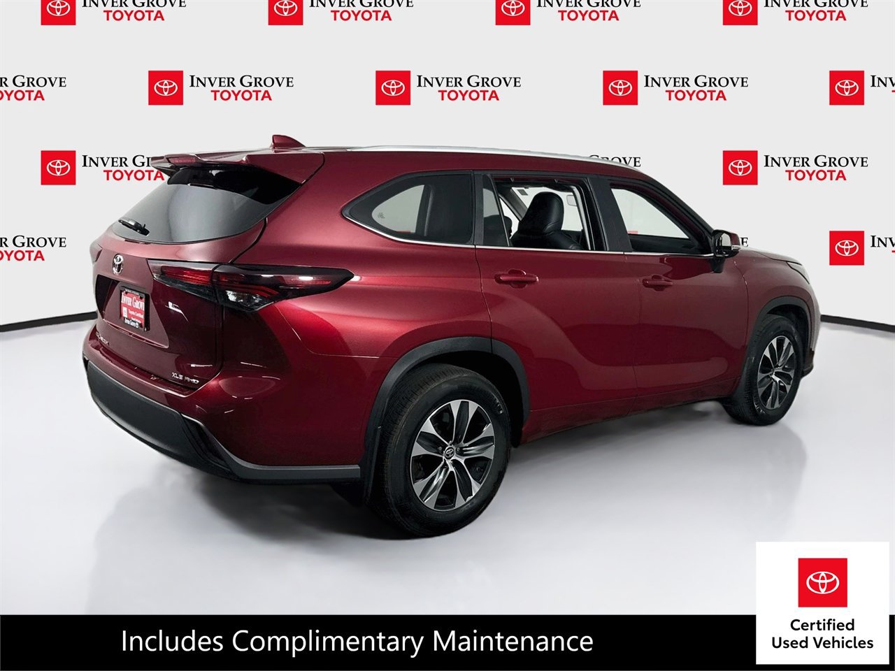Certified 2026 Toyota Highlander XLE AWD/4WD image 5
