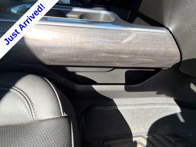 Used 2024 Chevrolet Silverado 1500 LTZ AWD/4WD image 31
