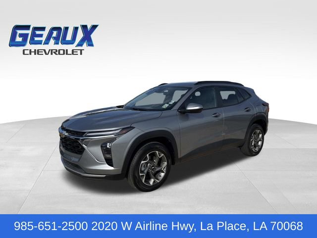 Used 2025 Chevrolet Trax LT w/ LT Convenience Package FWD image 1