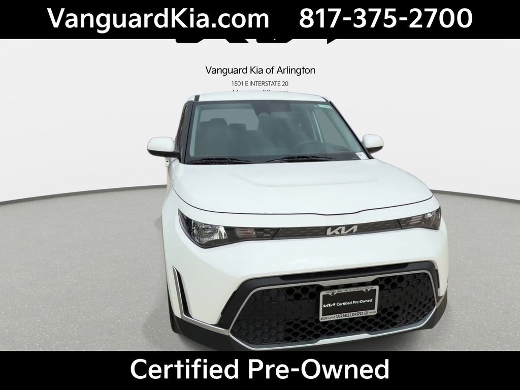 Certified 2025 Kia Soul LX FWD image 3