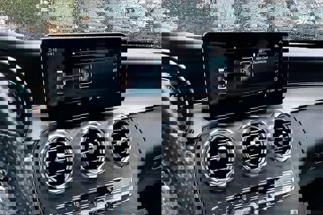 Certified 2021 Mercedes-Benz C 300 4MATIC Sedan image 12