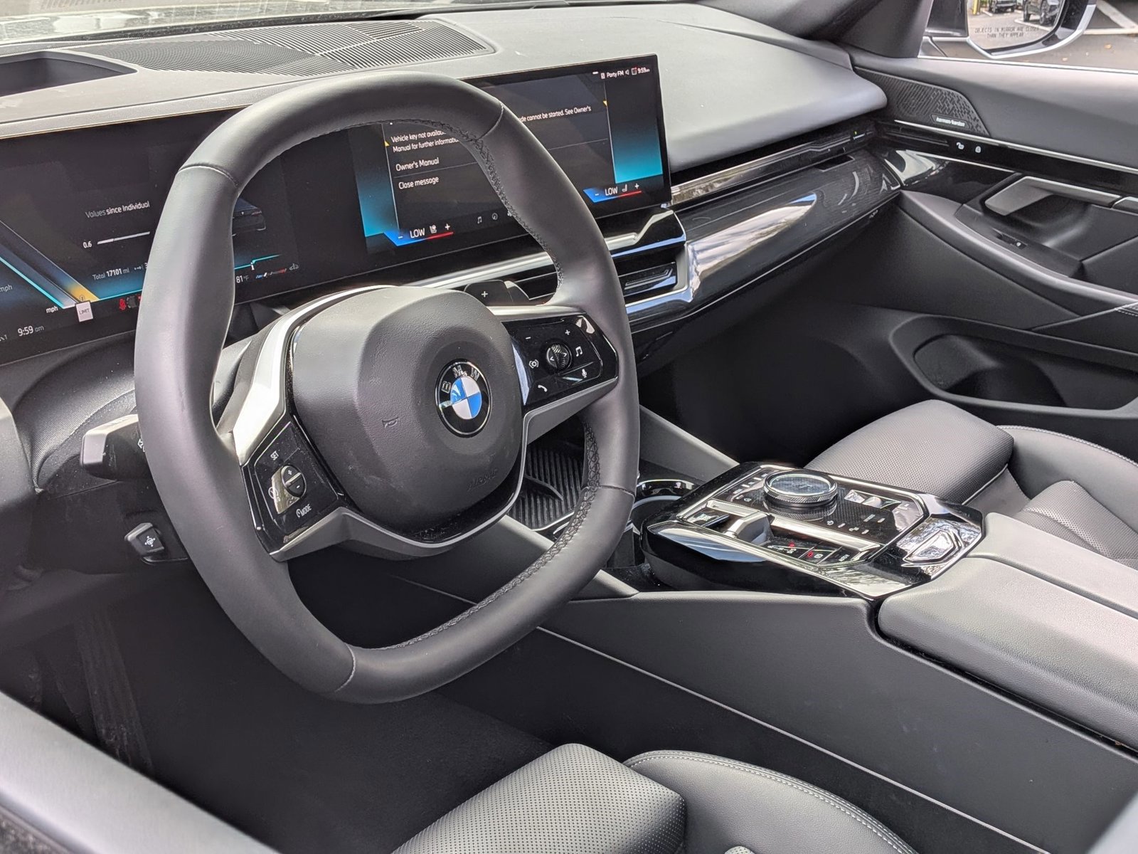 Used 2025 BMW 530i 530i image 3