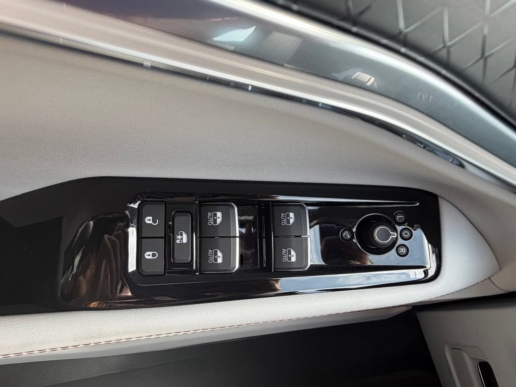 Used 2025 Jeep Wagoneer S Limited AWD/4WD image 58