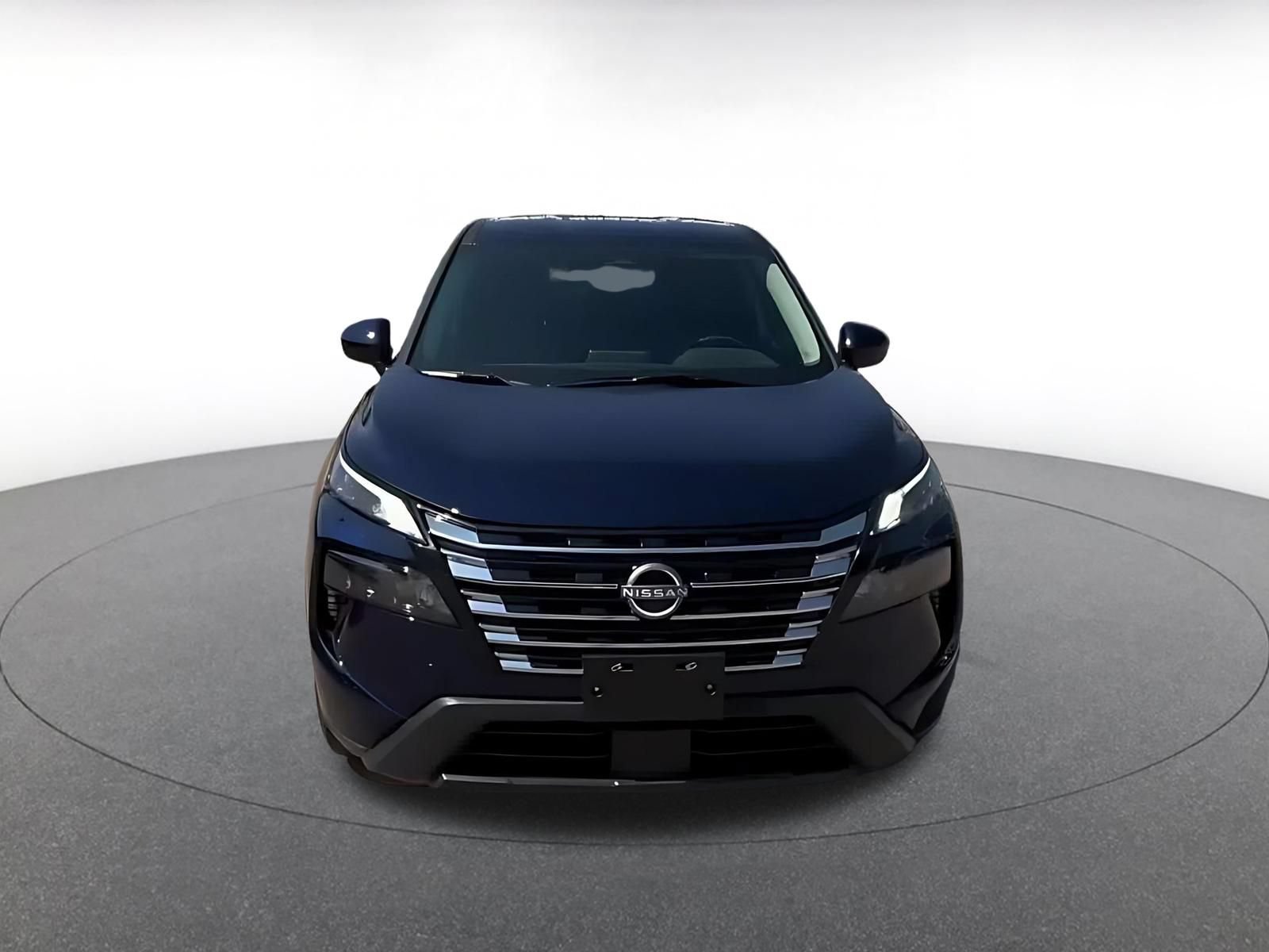 Used 2026 Nissan Rogue SV AWD/4WD image 4
