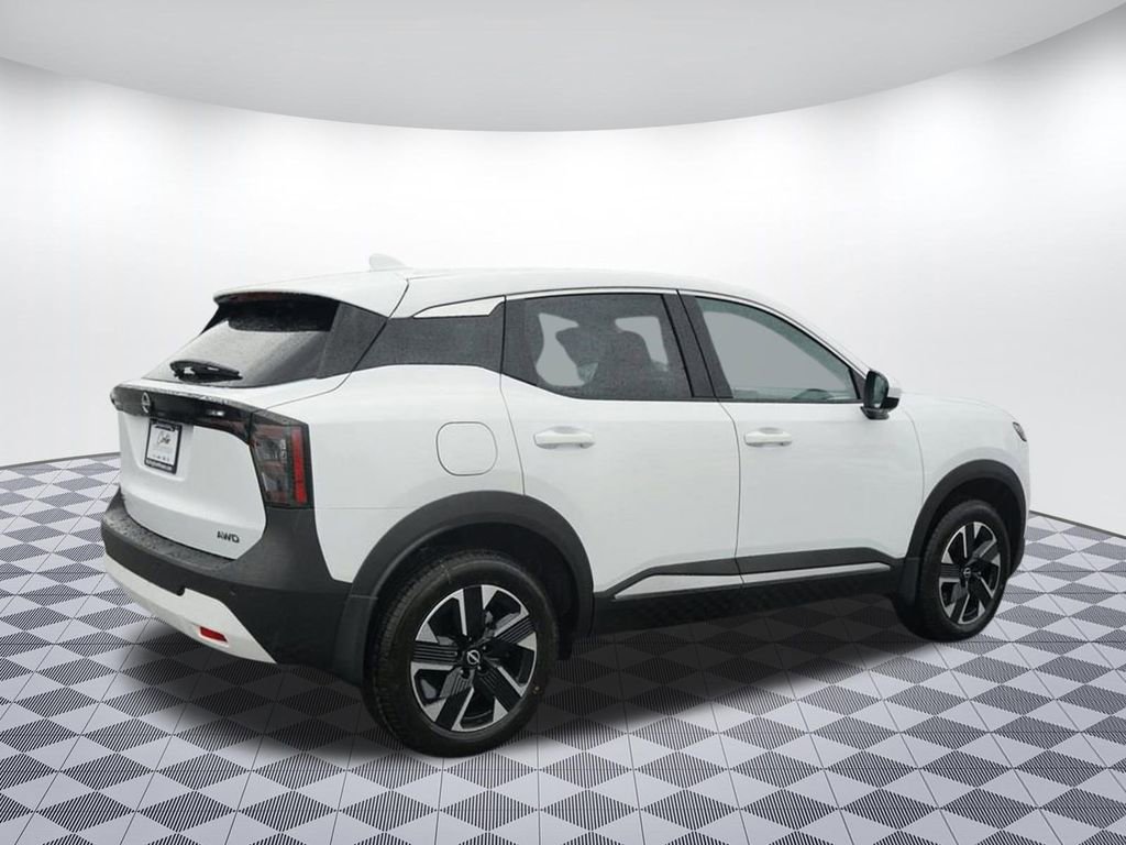 Used 2025 Nissan Kicks SV image 7