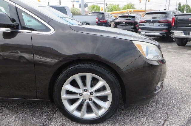 Used 2014 Buick Verano FWD image 42
