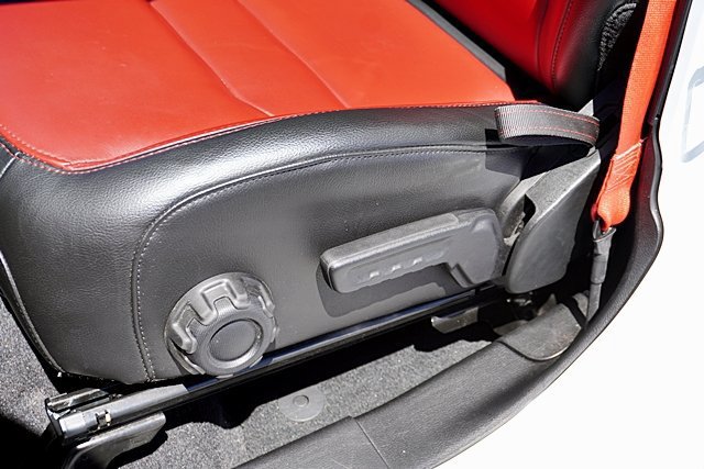 Used 2023 Jeep Wrangler Unlimited Rubicon 4xe AWD/4WD image 26