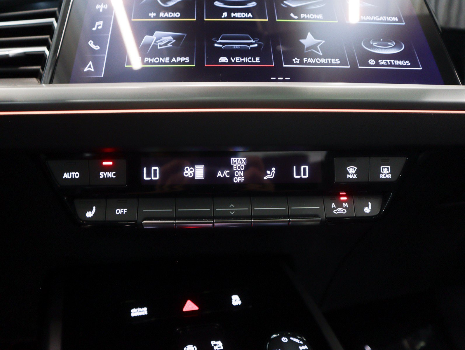 Used 2023 Audi Q4 e-tron Premium Plus w/ Premium Plus AWD/4WD image 29