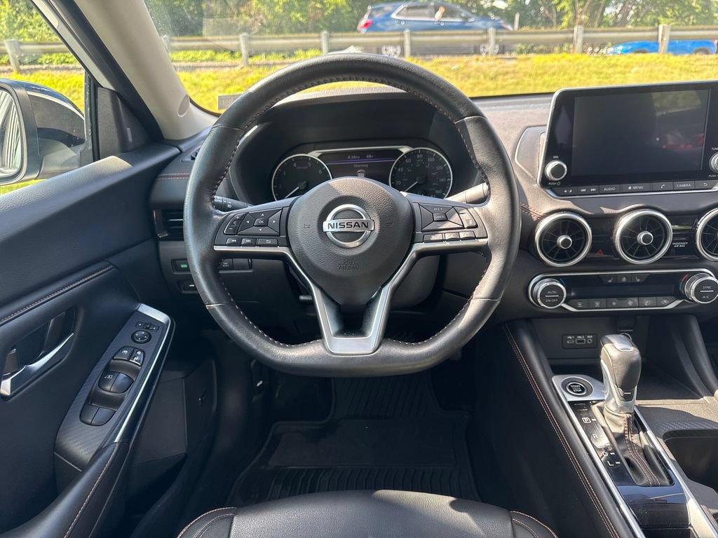 Used 2023 Nissan Sentra SR w/ SR Premium Package FWD image 14