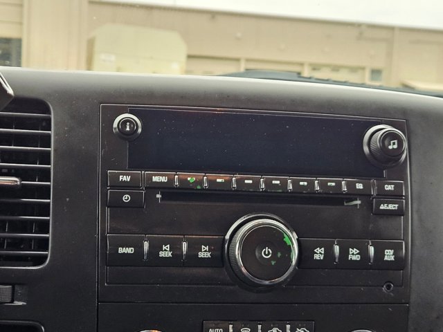 Used 2013 Chevrolet Silverado 1500 LT w/ All-Star Edition RWD image 9