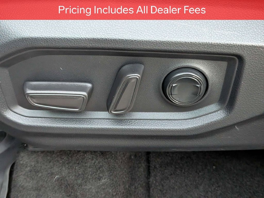 Used 2024 Toyota Tundra Limited w/ Power Package AWD/4WD image 21