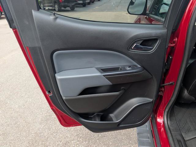 Used 2021 Chevrolet Colorado Z71 AWD/4WD image 13