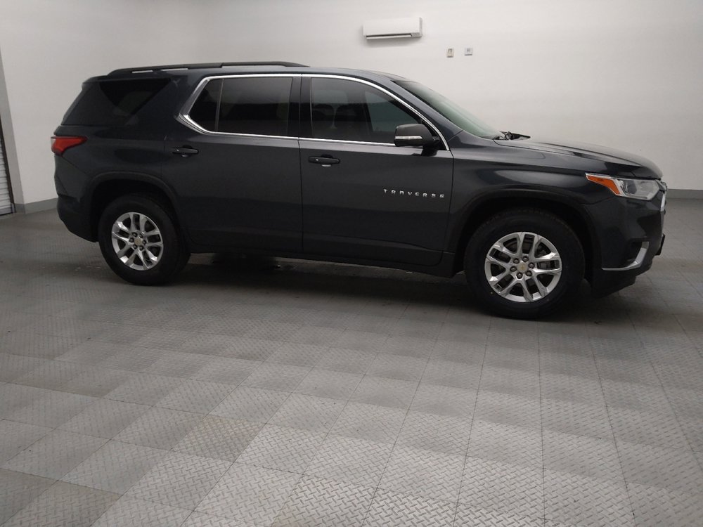 Used 2020 Chevrolet Traverse LT w/ Driver Confidence II Package AWD/4WD image 11