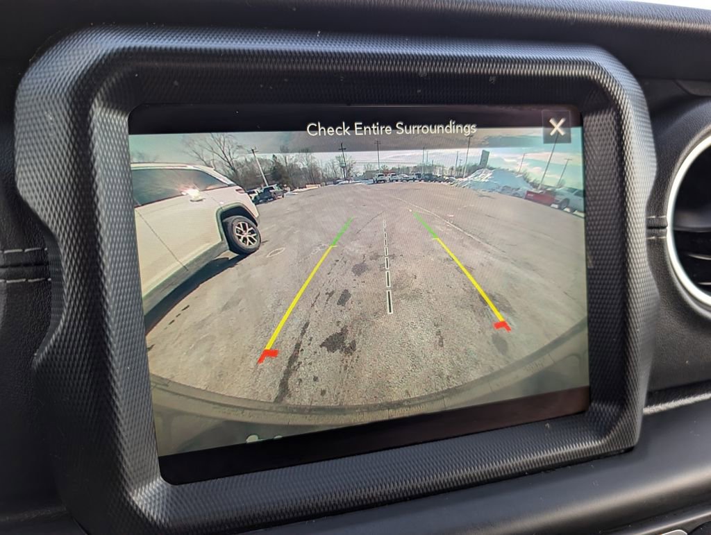 Used 2021 Jeep Wrangler Unlimited Sahara w/ Cold Weather Group image 29