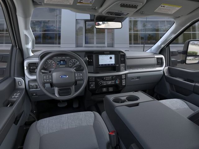 New 2025 Ford F350 XLT image 10