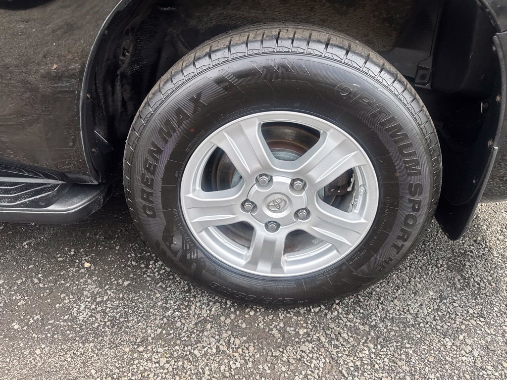 Used 2012 Toyota Sequoia SR5 AWD/4WD image 23