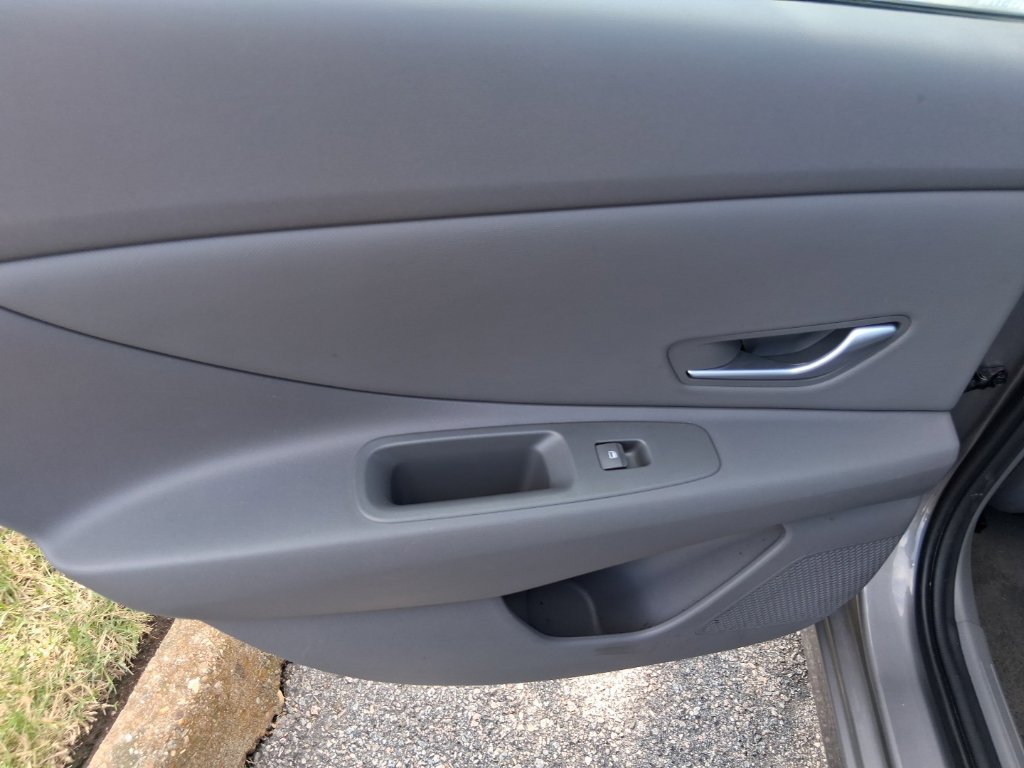 Used 2023 Hyundai Elantra SEL w/ Convenience Package FWD image 16