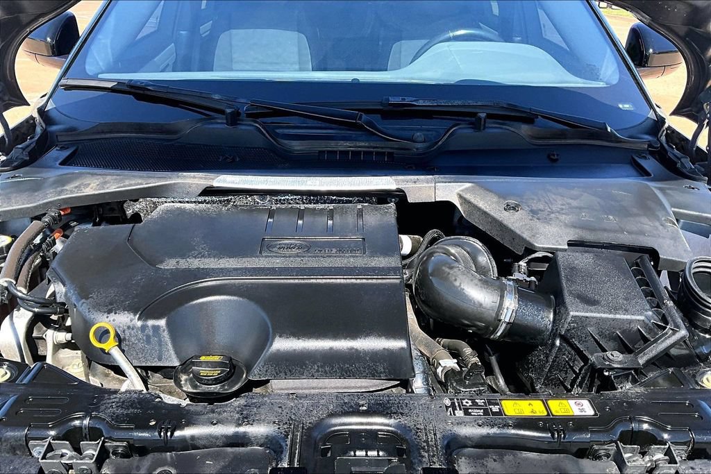 Used 2022 Land Rover Range Rover Evoque R-Dynamic SE AWD/4WD image 9