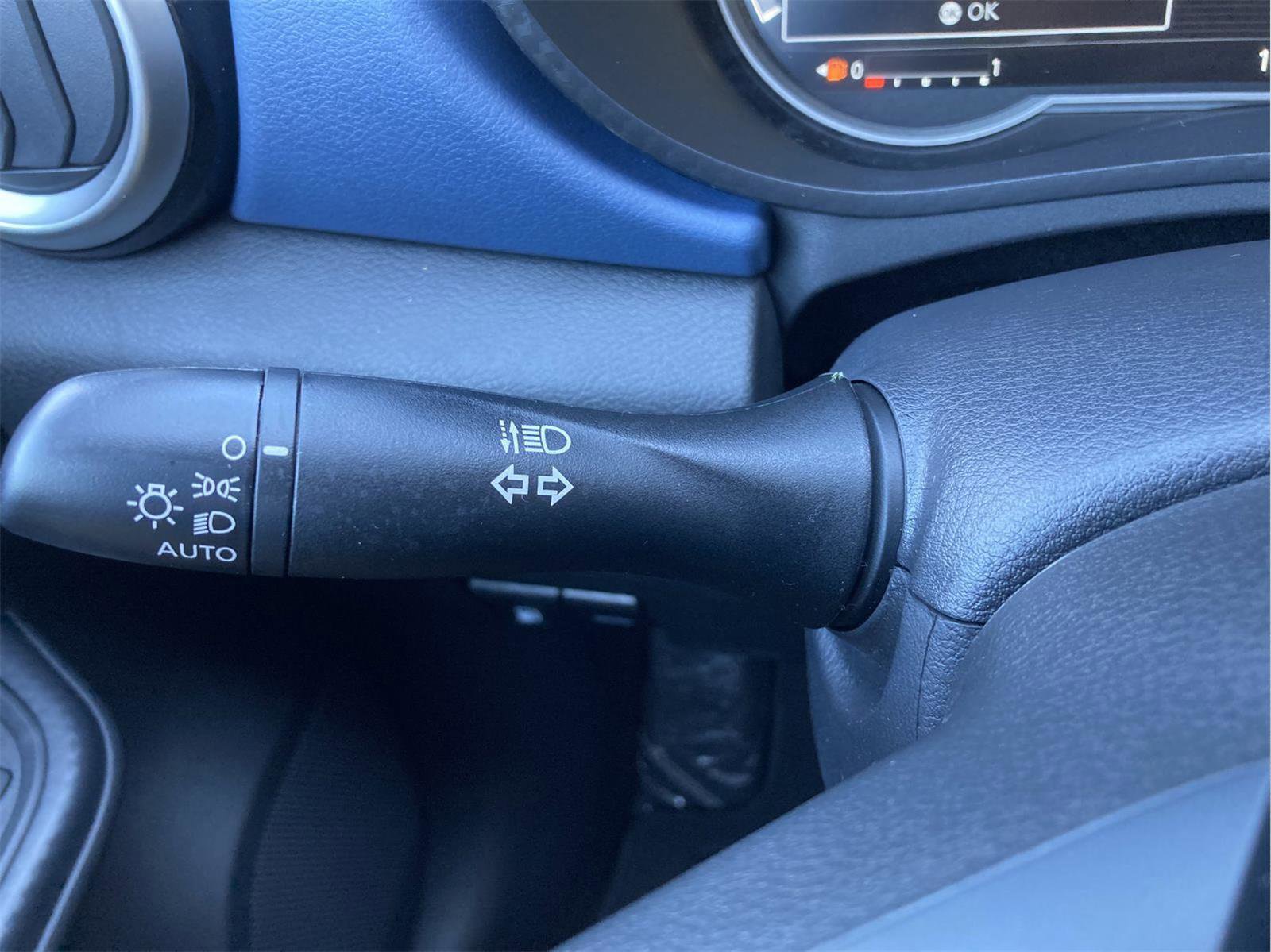 New 2025 Nissan Versa SV w/ Trunk Package image 27