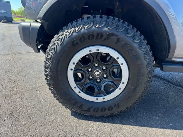 Used 2023 Ford Bronco Black Diamond w/ Sasquatch Package AWD/4WD image 11