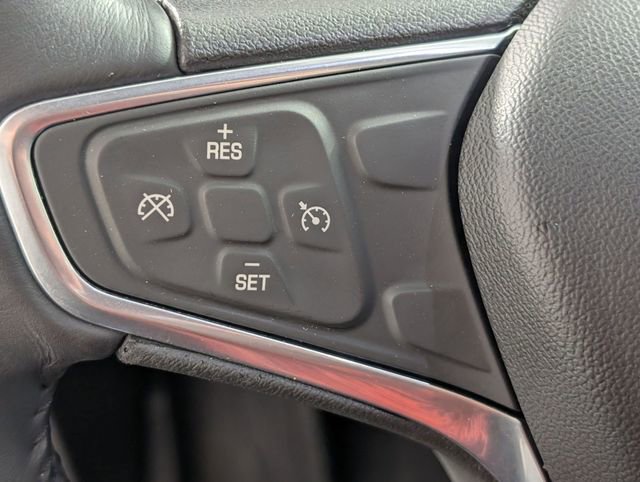 Used 2018 Chevrolet Equinox LT image 16