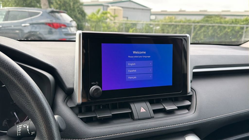 Certified 2024 Toyota RAV4 XLE FWD image 28