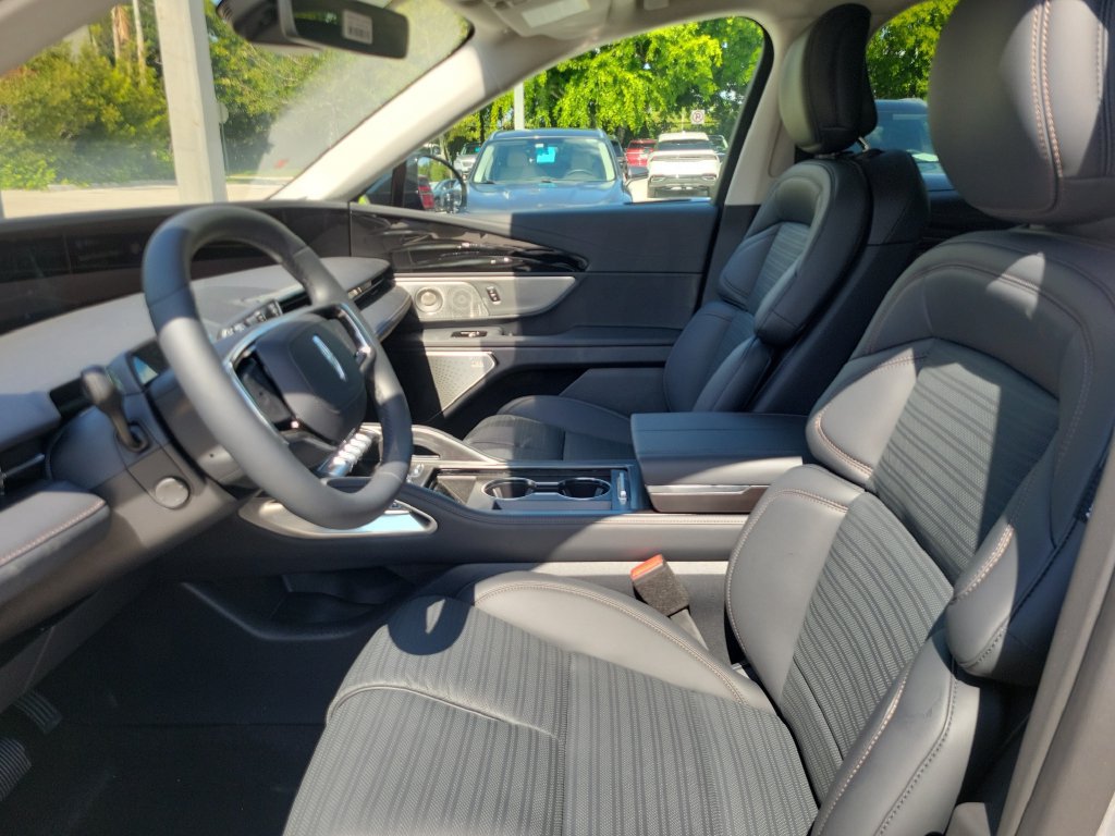 New 2026 Lincoln Nautilus Reserve AWD/4WD image 20