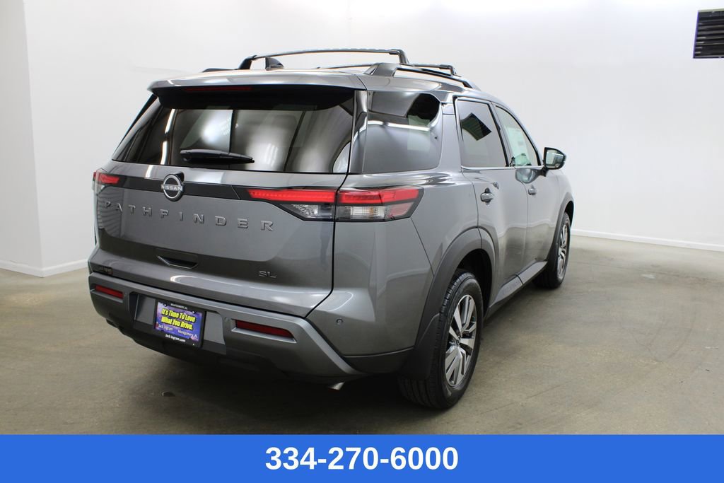 New 2026 Nissan Pathfinder SL image 4